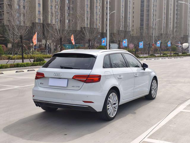 Audi A3 2017 thumb 4