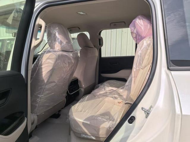 Toyota Lan De Ku Lu Ze 2025 thumb 7