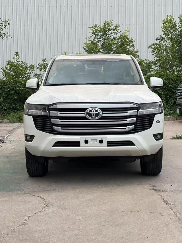 Toyota Lan De Ku Lu Ze 2025 thumb 9