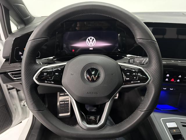 Volkswagen Golf 2023 thumb 6