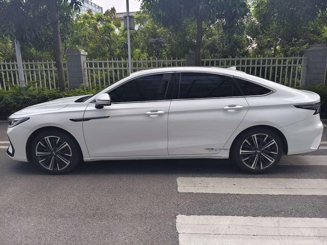 Chery Arrizo 8 2022 thumb 2