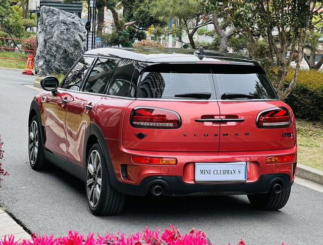 Mini Clubman 2022 thumb 2