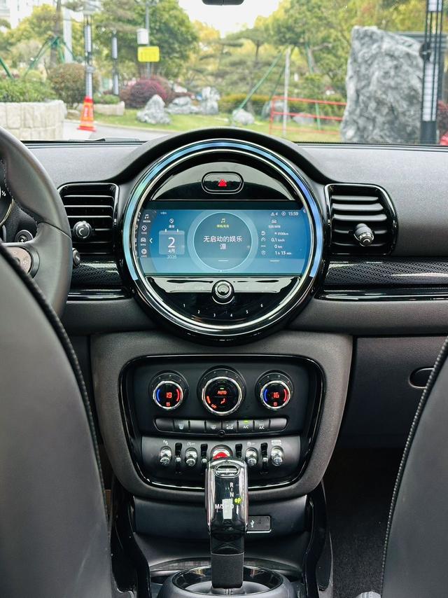 Mini Clubman 2022 thumb 11