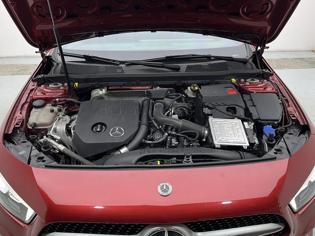 Mercedes-Benz A-Class 2020 thumb 8