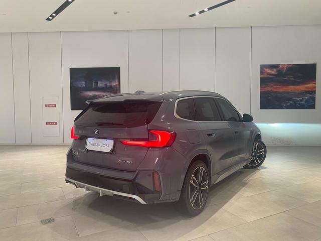 BMW X1 2023 thumb 3