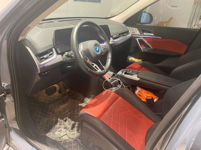 BMW X1 2023 thumb 9