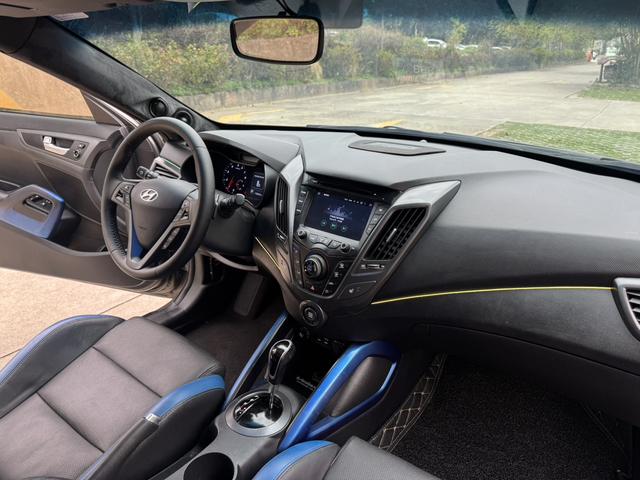Hyundai Veloster 2015 thumb 7