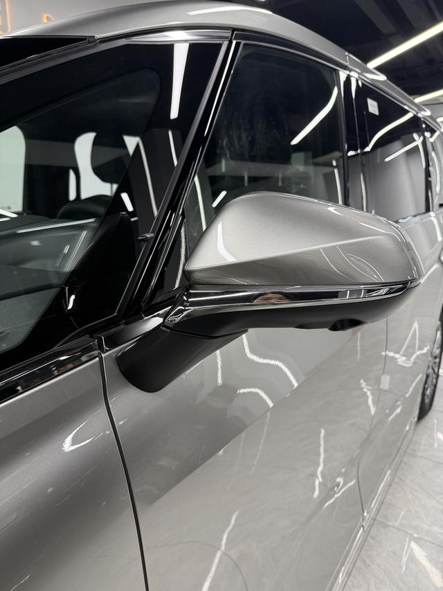 Lexus LM 2025 thumb 4