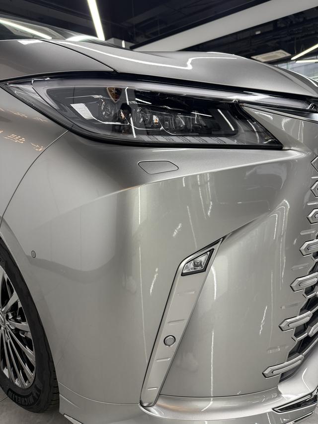Lexus LM 2025 thumb 7