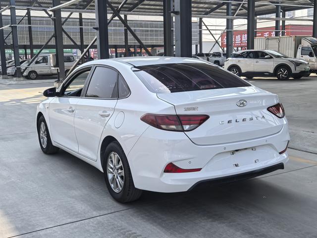 Hyundai Elantra 2018 thumb 2