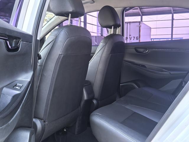 Hyundai Elantra 2018 thumb 7