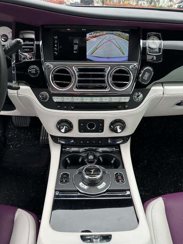 Rolls-Royce Mei Ying 2018 thumb 8