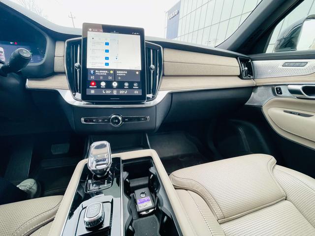 Volvo XC90 2026 thumb 9