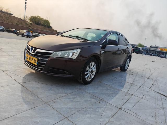 Luxgen Na 5 2013 thumb 10