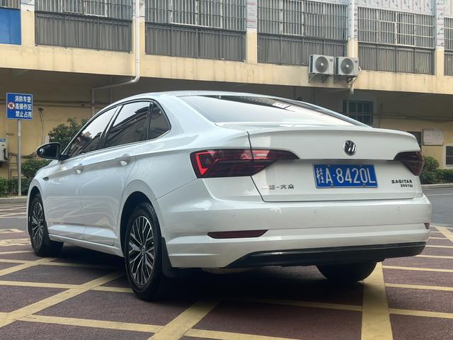 Volkswagen Sagitar 2019 thumb 3