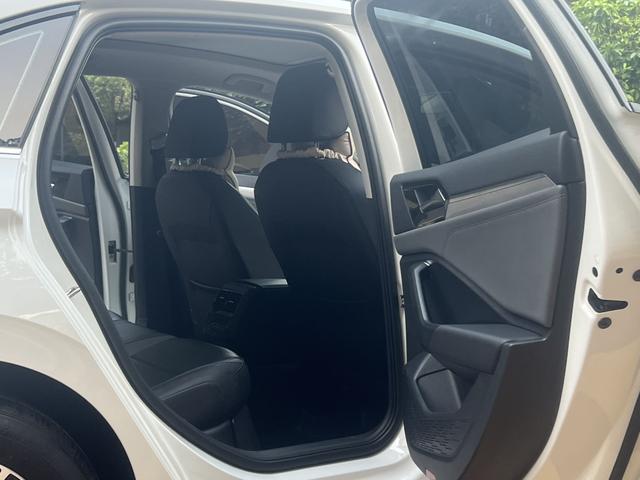 Volkswagen Sagitar 2019 thumb 11
