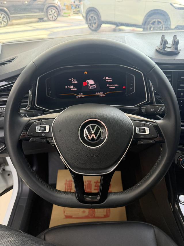 Volkswagen T-Roc 2022 thumb 6