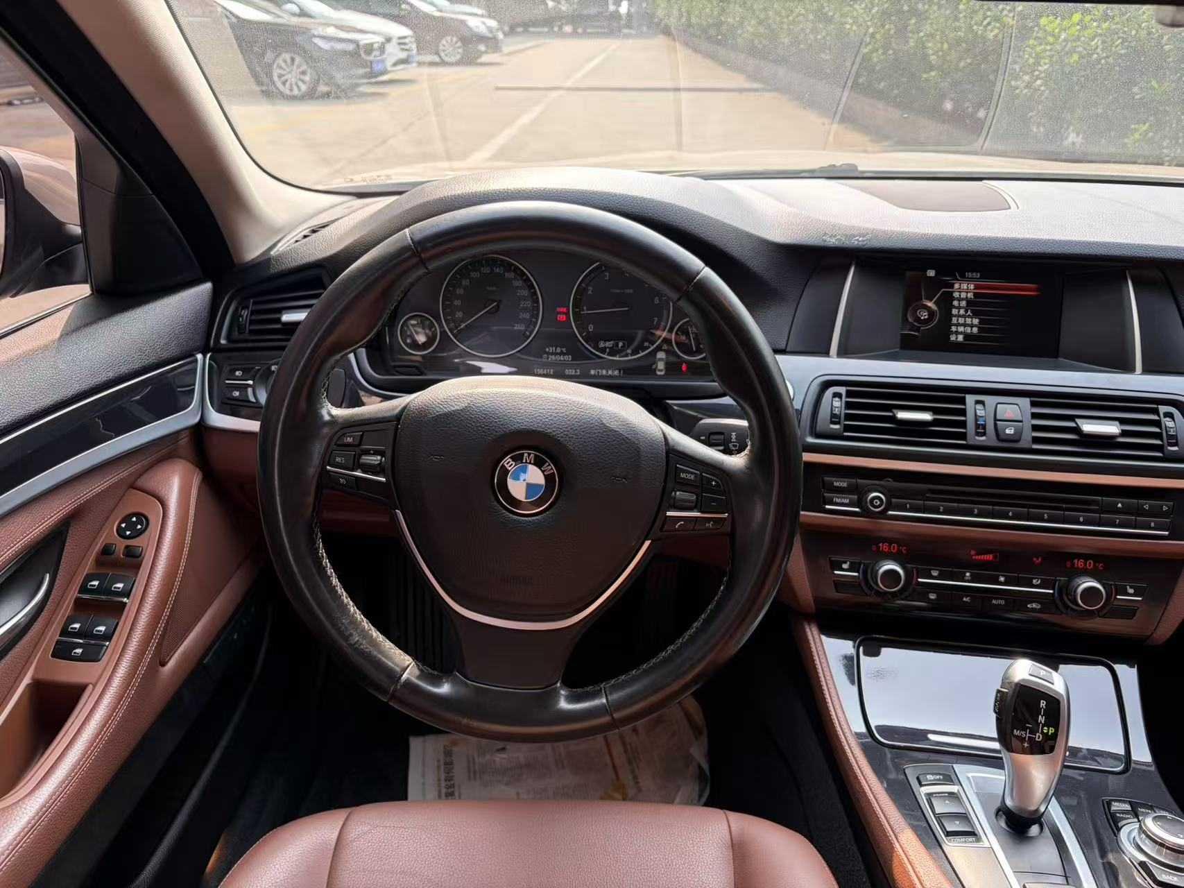 BMW 5 серии 2017 thumb 5