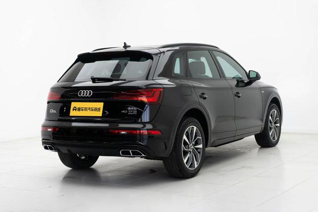 Audi Q5 2023 thumb 5