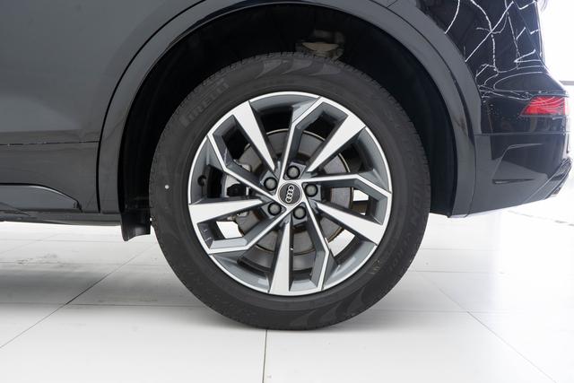 Audi Q5 2023 thumb 7