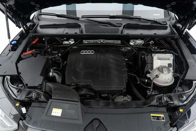 Audi Q5 2023 thumb 8