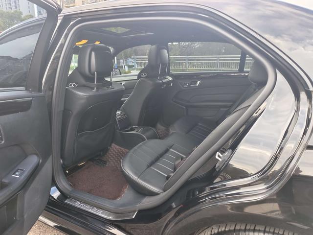 Mercedes-Benz E-Class 2015 thumb 11