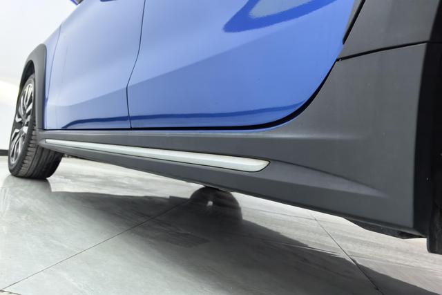 Lynk & Co 6 SUV 2019 thumb 6