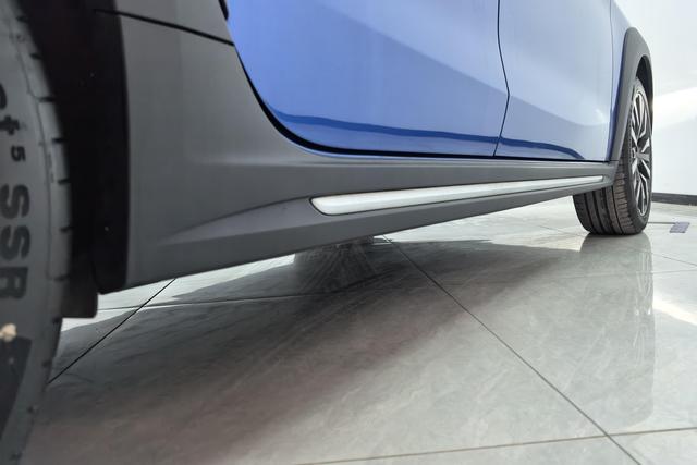 Lynk & Co 6 SUV 2019 thumb 7