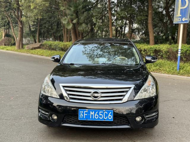 Nissan Altima 2010 thumb 10