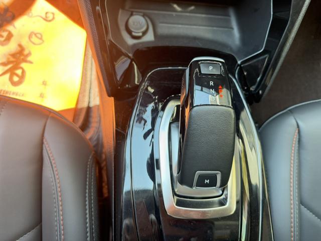 Peugeot 2008 2022 thumb 12