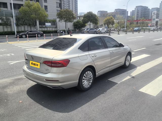 Volkswagen Lavida XR 2019 thumb 2