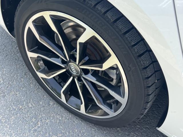Audi A4 2019 thumb 8
