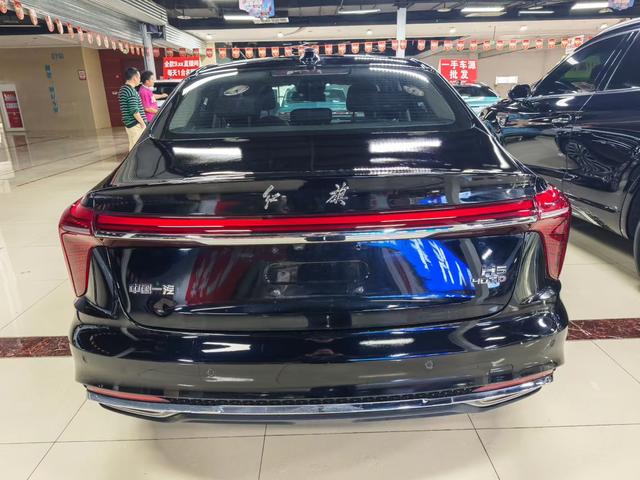 Hongqi H5 2023 thumb 3