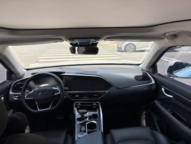 Geely Xingyue 2019 thumb 5