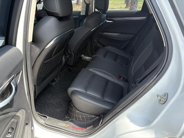 Geely Xingyue 2019 thumb 7