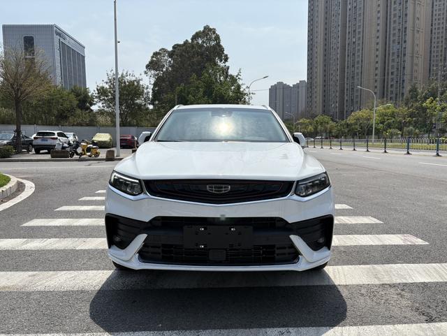 Geely Xingyue 2019 thumb 9