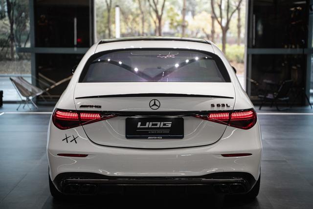 Mercedes-Benz S-Class 2024 thumb 4
