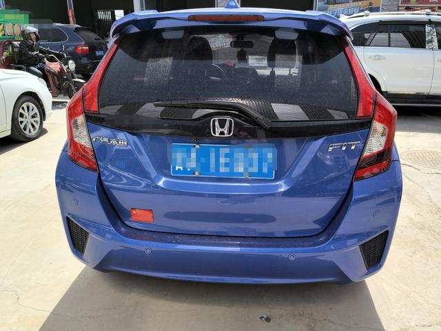 Honda Fit Shuttle 2016 thumb 3