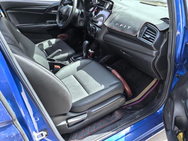 Honda Fit Shuttle 2016 thumb 5