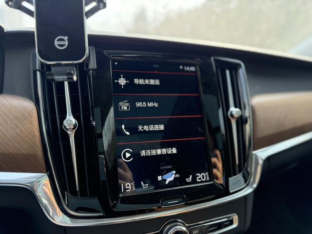 Volvo S90 2020 thumb 4