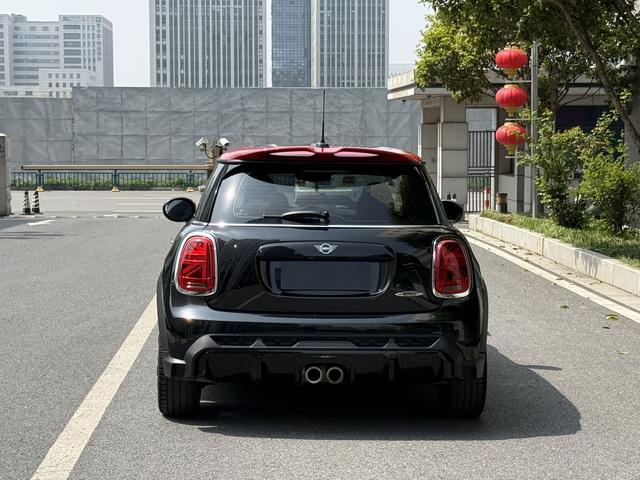 Mini Hatch 2023 thumb 3