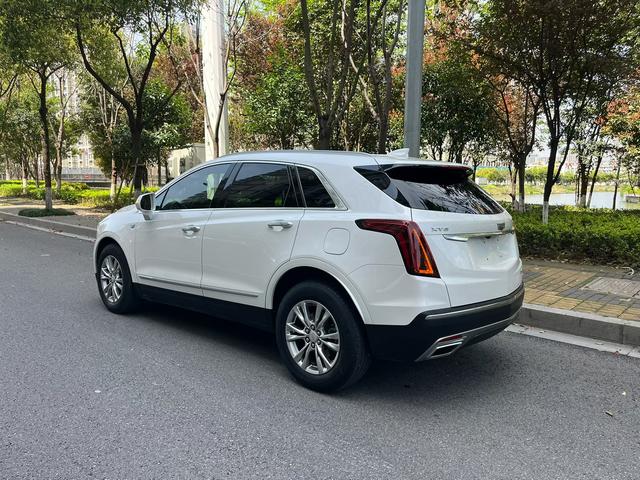 Cadillac XT5 2020 thumb 12