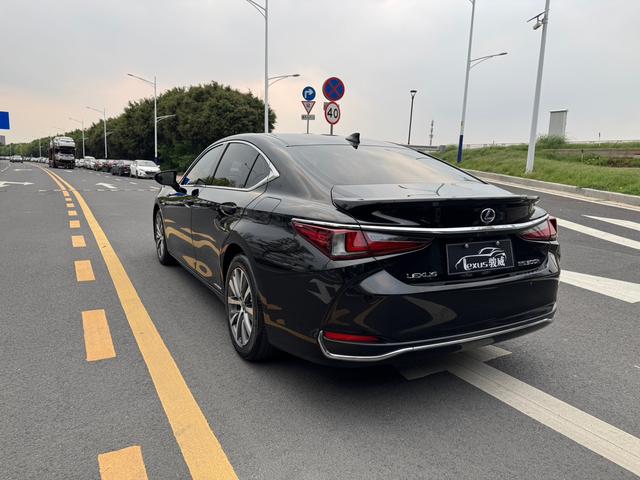 Lexus ES 2020 thumb 3