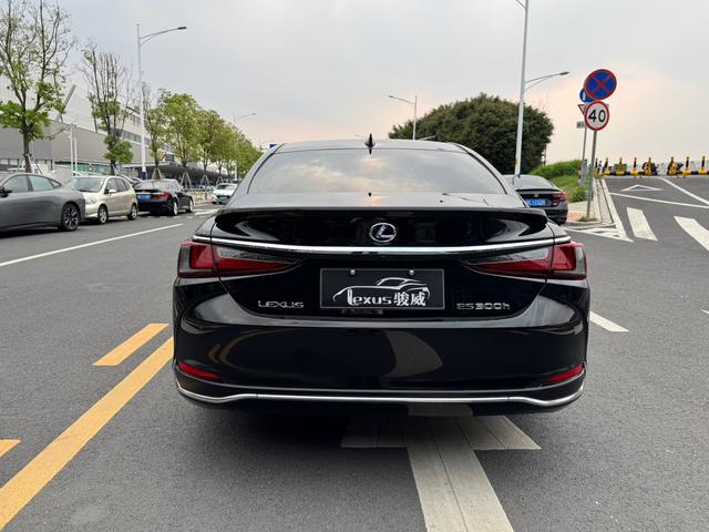 Lexus ES 2020 thumb 4