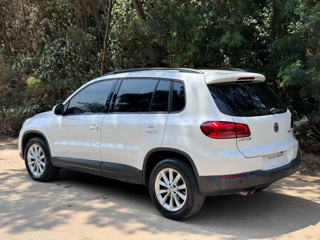 Volkswagen Tiguan 2016 thumb 10