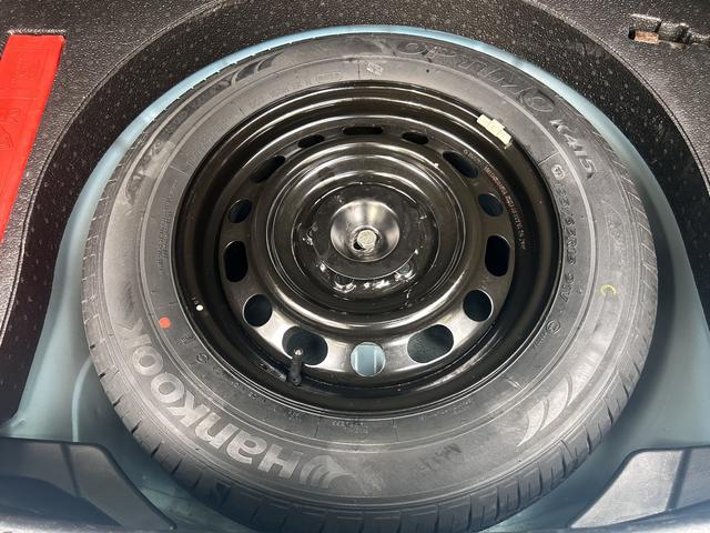 Mazda 3 2012 thumb 11