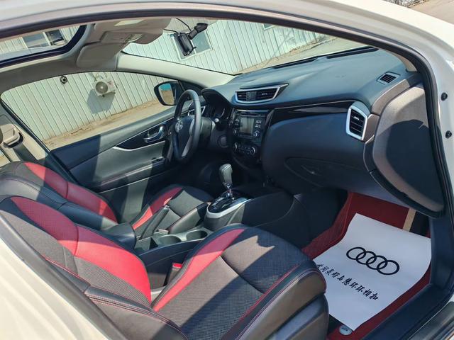 Nissan Qashqai+2 2016 thumb 5