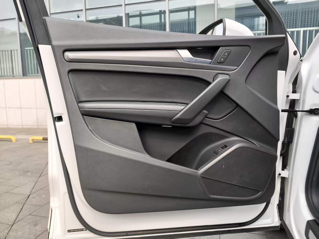 Audi Q5 2022 thumb 5