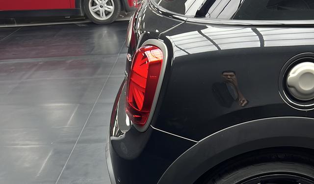 Mini Hatch 2023 thumb 3