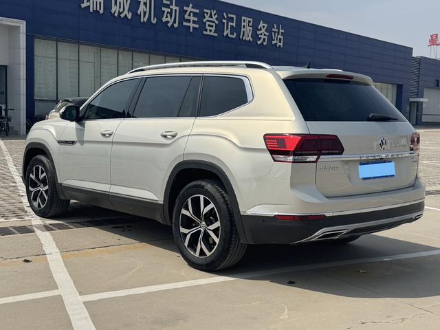 Volkswagen Teramont 2020 thumb 2